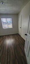 16122 S Ainsworth St, Unit 4 in Gardena, CA - Foto de edificio - Building Photo