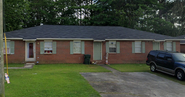 property at 802 Grant St