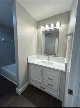 1008 N Bishop St in San Marcos, TX - Building Photo - Building Photo