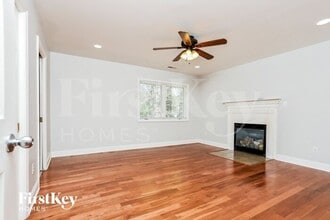 207 Lithia Ave in Webster Groves, MO - Building Photo - Building Photo