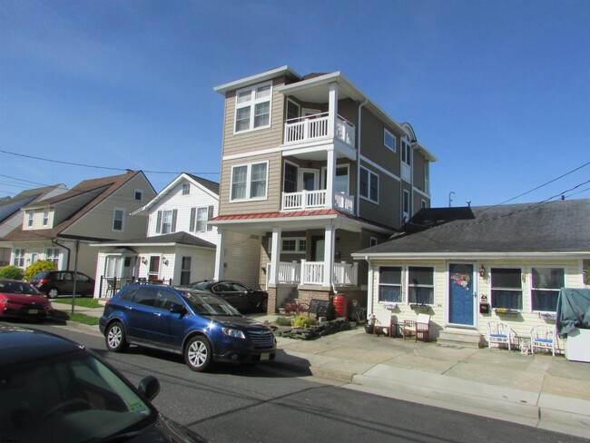 124 N Newport Ave in Ventnor City, NJ - Building Photo - Building Photo