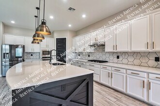 10151 N Cardon Grande Trail in Marana, AZ - Building Photo - Building Photo