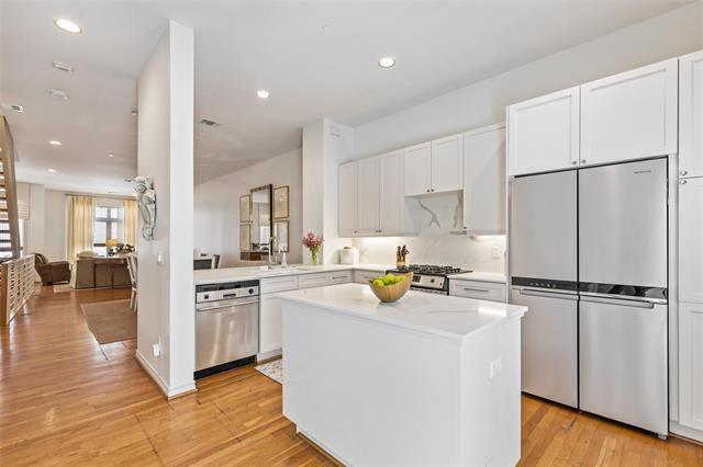 property at 4310 Buena Vista St