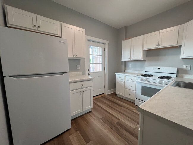 1850 Morningside Ave in Pittsburgh, PA - Building Photo - Building Photo