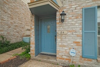 11002 Hammerly Blvd, Unit 84 in Houston, TX - Foto de edificio - Building Photo