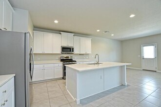 11732 Saddle Rock Dr in Austin, TX - Building Photo - Building Photo