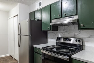 Moss Creek in Riverdale, GA - Foto de edificio - Interior Photo