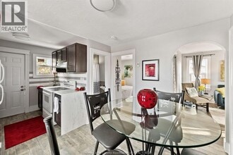 1704 Mercer St in Windsor, ON - Building Photo - Building Photo