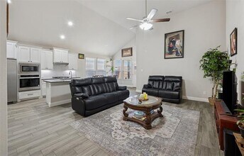 11500 Royston St in Fort Worth, TX - Building Photo - Building Photo