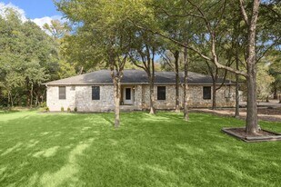 10319 Old Manchaca Rd in Austin, TX - Building Photo