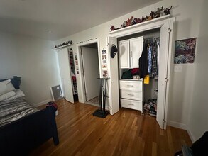 100 Riverway, Unit 4 in Boston, MA - Building Photo - Building Photo