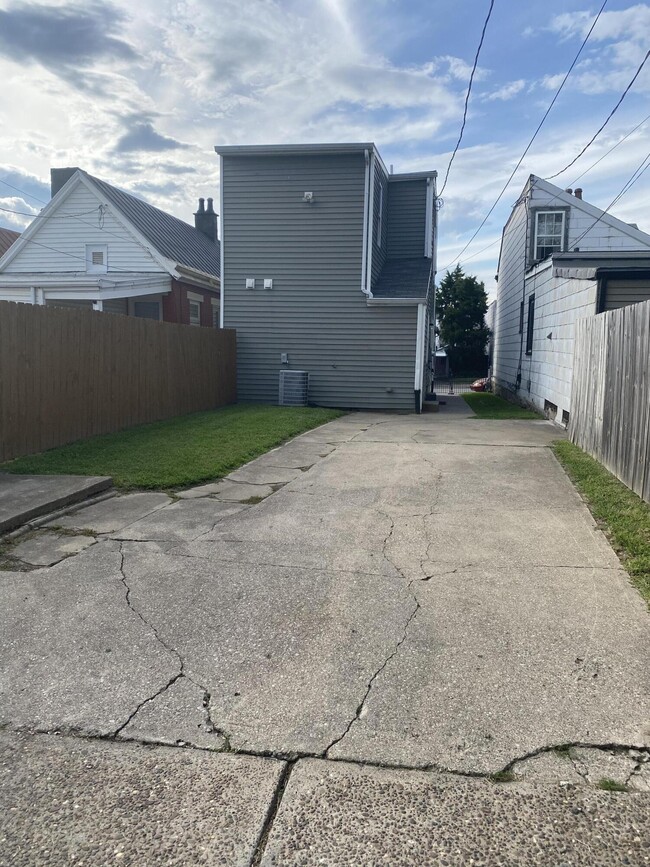 422 Hodge St in Newport, KY - Building Photo - Building Photo