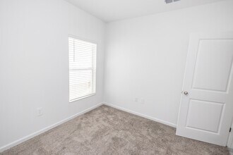 2177 Aquifer Ln in Davenport, FL - Building Photo - Building Photo