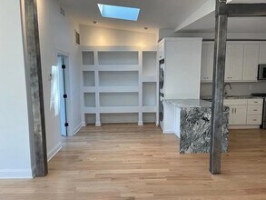 9009 Riverside Pl in North Bergen, NJ - Building Photo - Building Photo