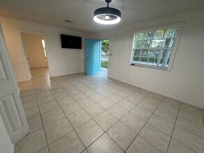 1971 Smith Dr in North Palm Beach, FL - Building Photo - Building Photo