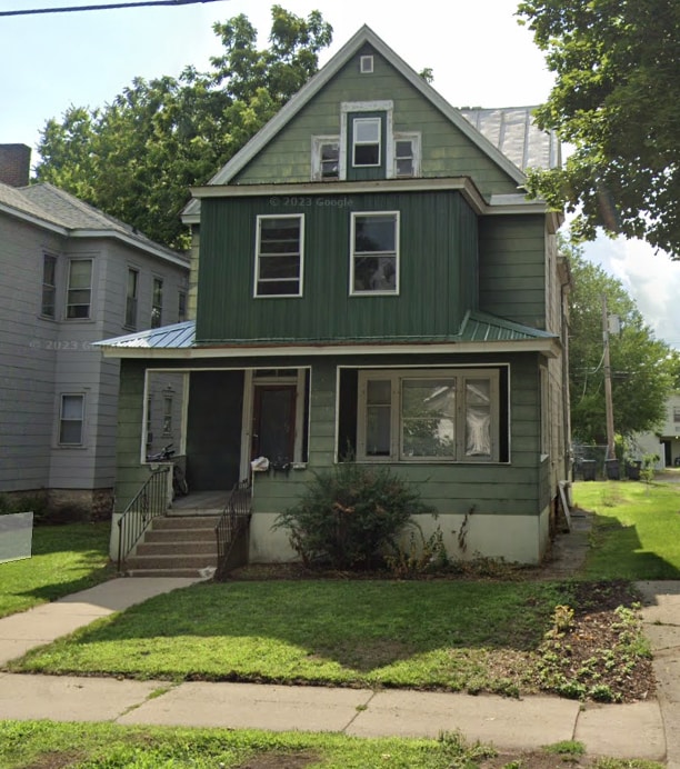 property at 128 10th St S