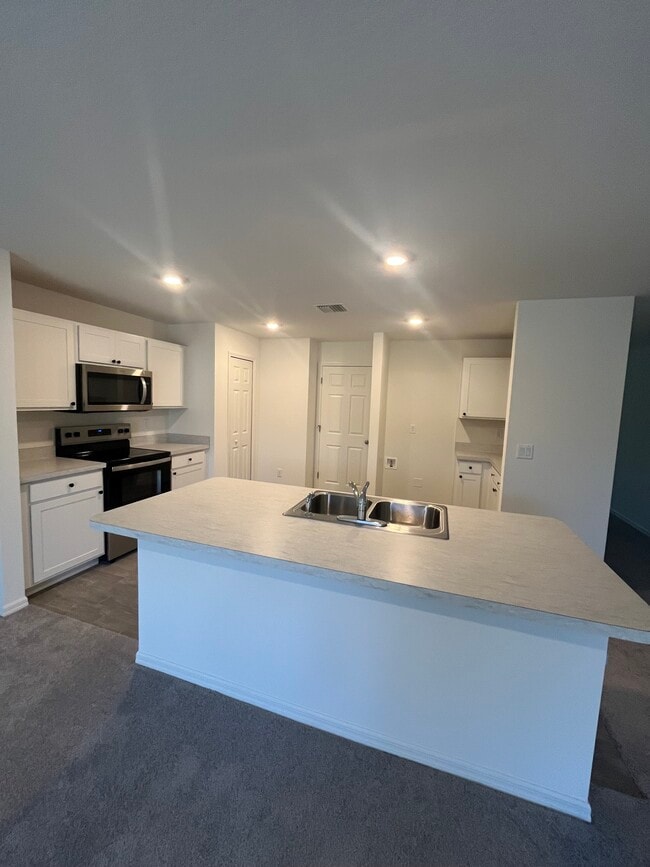 property at 27 Wood Cedar Dr