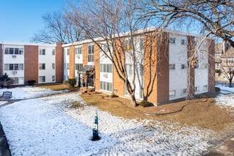 Lake Harriet Commons in Minneapolis, MN - Building Photo - Building Photo