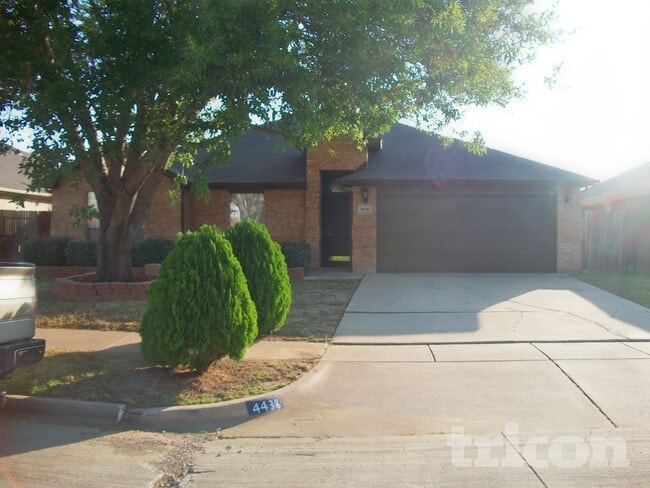 4438 Harpers Ferry Dr