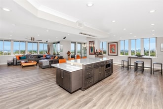 736 Island Way in Clearwater, FL - Building Photo - Building Photo