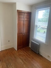 8 W Crooked Hill Rd in Pearl River, NY - Building Photo - Building Photo