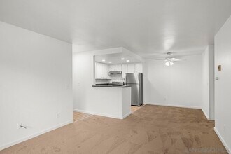 6006 Rancho Mission Rd in San Diego, CA - Building Photo - Building Photo