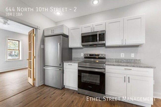 644 N 10th St in Allentown, PA - Building Photo - Building Photo
