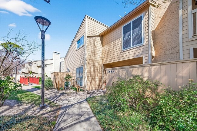 property at 3684 Ocee St