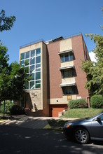 1065 Pearl St in Denver, CO - Building Photo - Building Photo