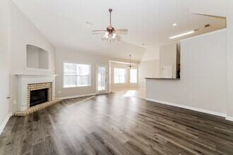 1516 Sawmill Creek Ln in Cordova, TN - Building Photo - Building Photo