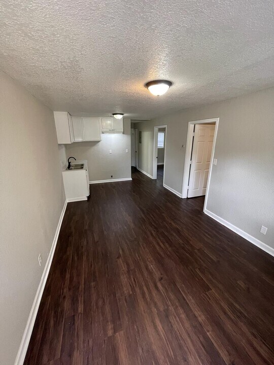 1624 Stewart St, Unit 4 in Blytheville, AR - Building Photo