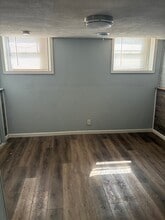 501 W Columbia Ter, Unit Unit 3 in Peoria, IL - Building Photo - Building Photo