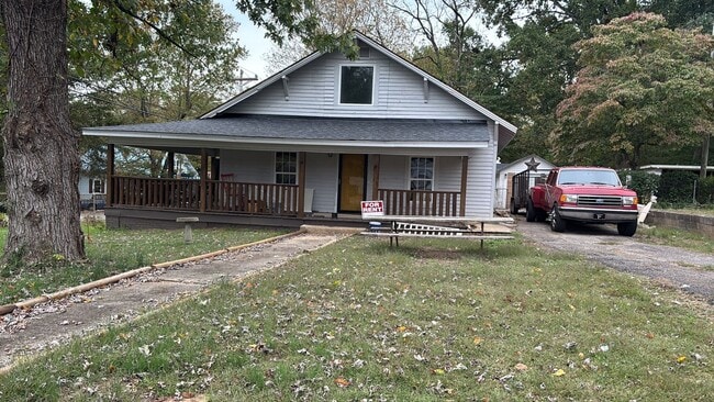 1601 Wilson W Lee Blvd