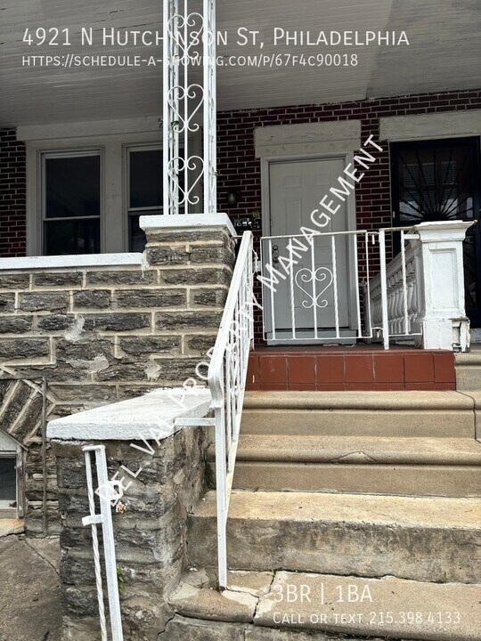 4921 N Hutchinson St in Philadelphia, PA - Building Photo