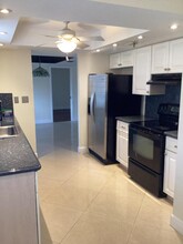 5340 NW 2nd Ave in Boca Raton, FL - Building Photo - Building Photo