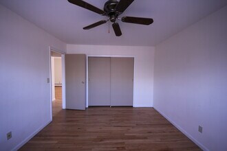 10 McKinley Ave, Unit #4 in Dumont, NJ - Building Photo - Building Photo