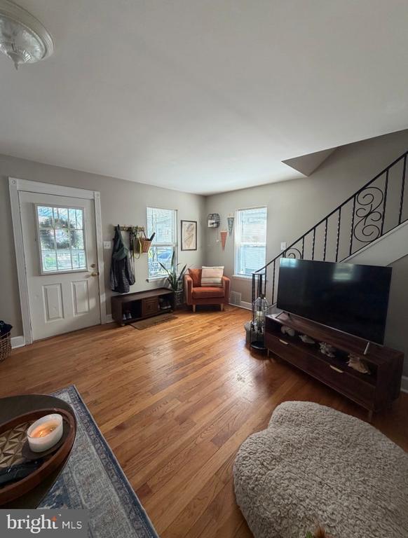 property at 131 E Ormond Ave