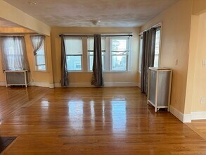 10 Channing St in Quincy, MA - Building Photo - Building Photo