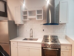 2130 South St in Philadelphia, PA - Building Photo - Building Photo
