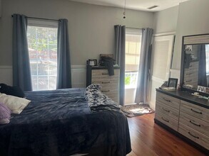 12 Trapman St in Charleston, SC - Building Photo - Building Photo