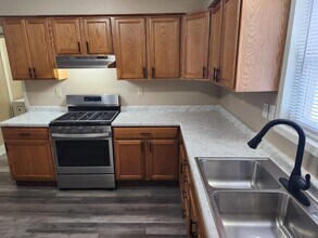 406 7th St in West Des Moines, IA - Building Photo - Building Photo
