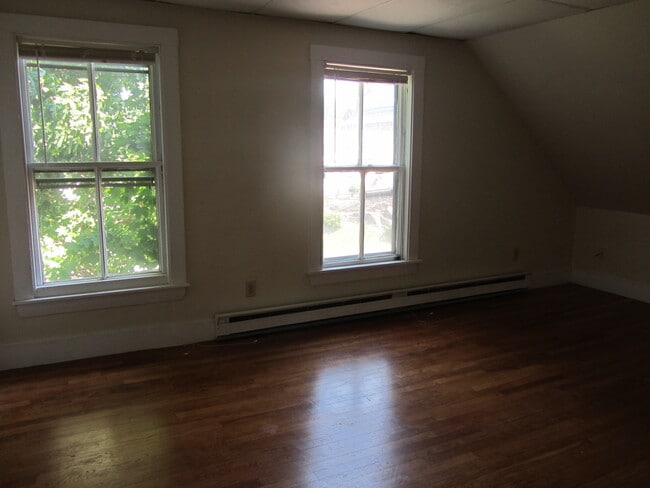 property at 14 Bradbury St
