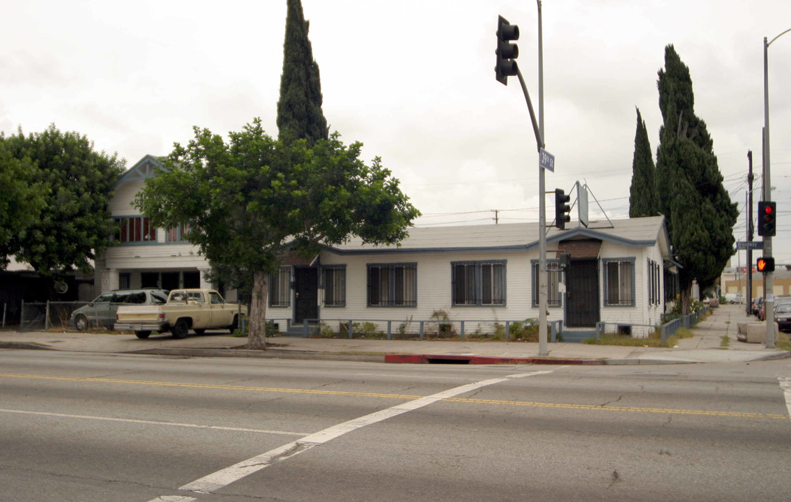 3842-3848 S Broadway in Los Angeles, CA - Building Photo