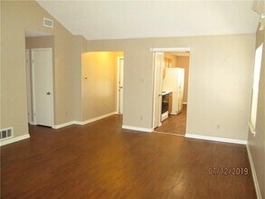 2701 Fountainview Dr in Corinth, TX - Foto de edificio - Building Photo