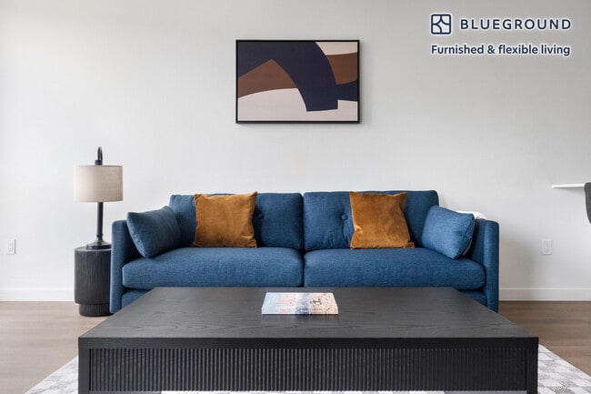 12377 137th Pl NE in Redmond, WA - Building Photo - Building Photo