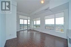 840 Queens Plate Dr in Toronto, ON - Building Photo - Building Photo