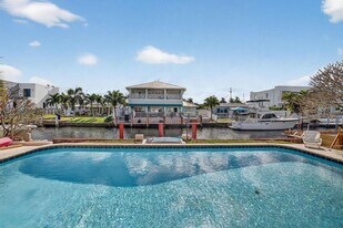 1120 Mango Is in Fort Lauderdale, FL - Building Photo