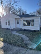 324 N Schubert St in Palatine, IL - Building Photo