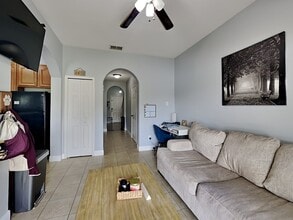 16583 Cedar Crest Dr in Orlando, FL - Building Photo - Building Photo