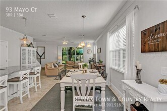 93 Mayo Ct in Oviedo, FL - Building Photo - Building Photo